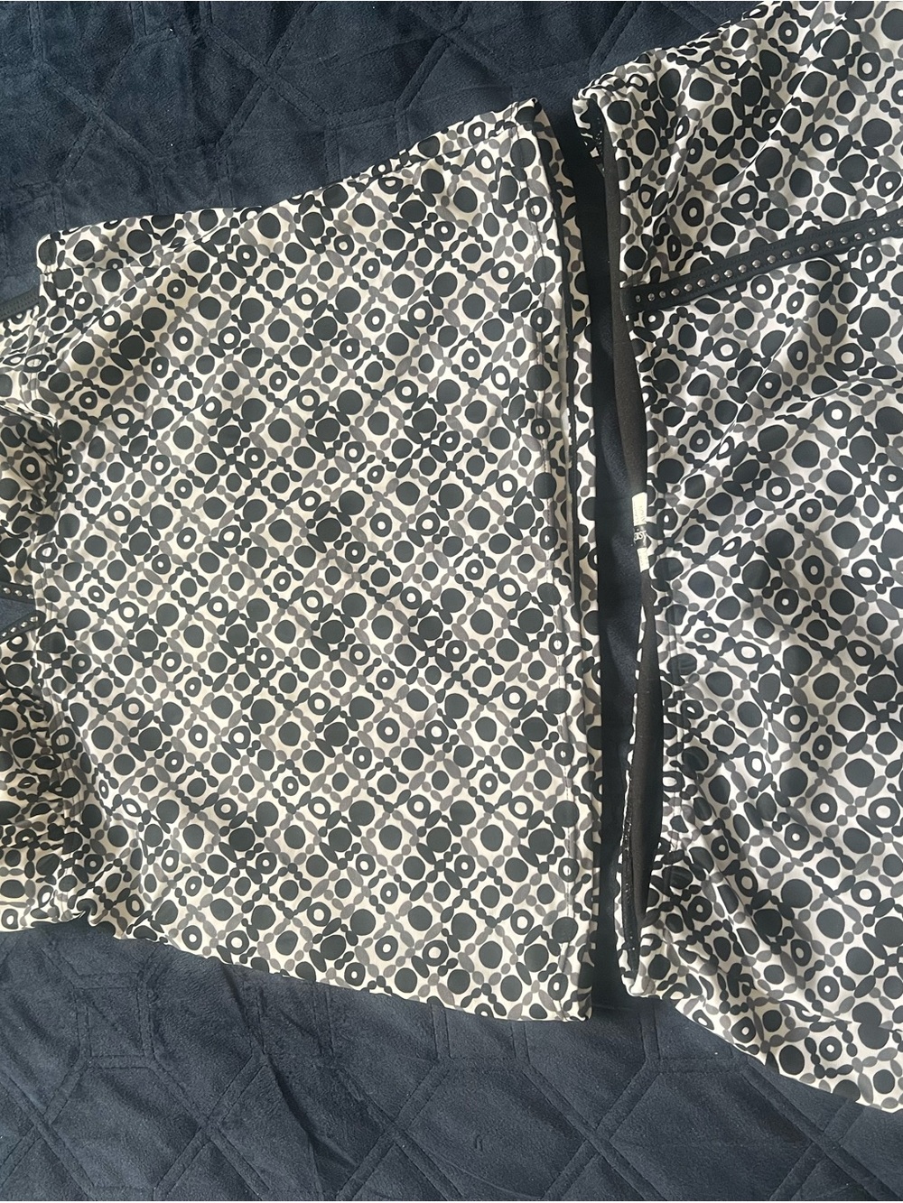 Daisy Fuentes Black and White Geometric Two piece set